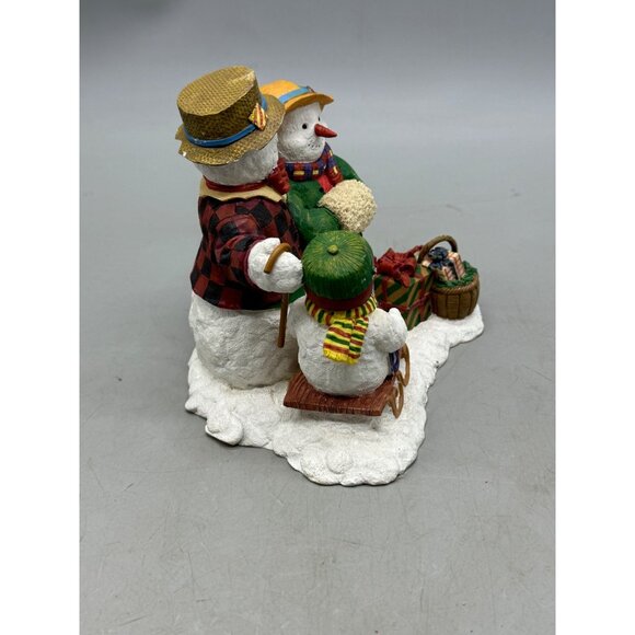 Susan Winget Snow Family First Edition 1998 Number 5 with Sled & Gifts Used READ - Picture 3 of 8